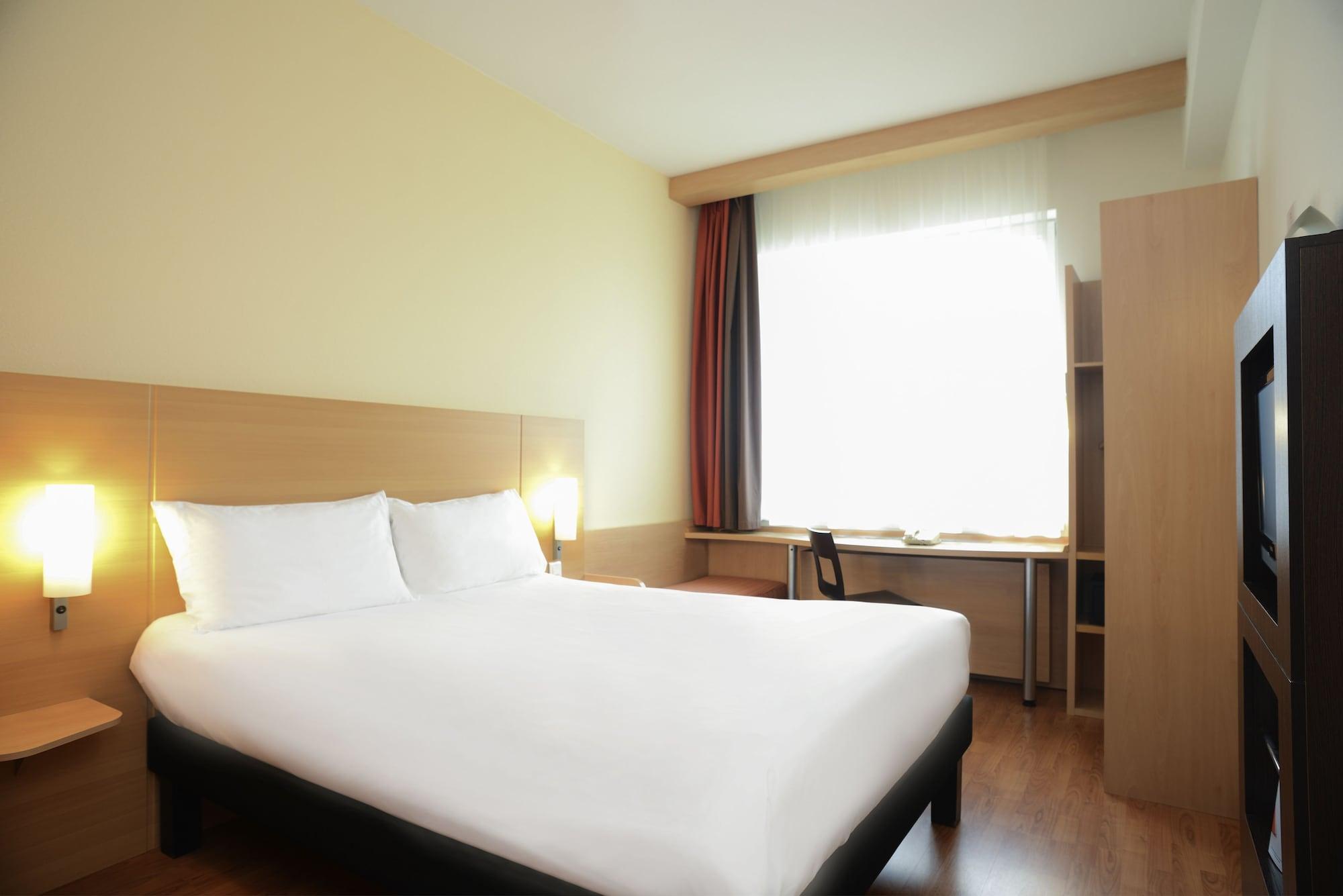 Hotel Ibis Paris Porte D'italie 3*