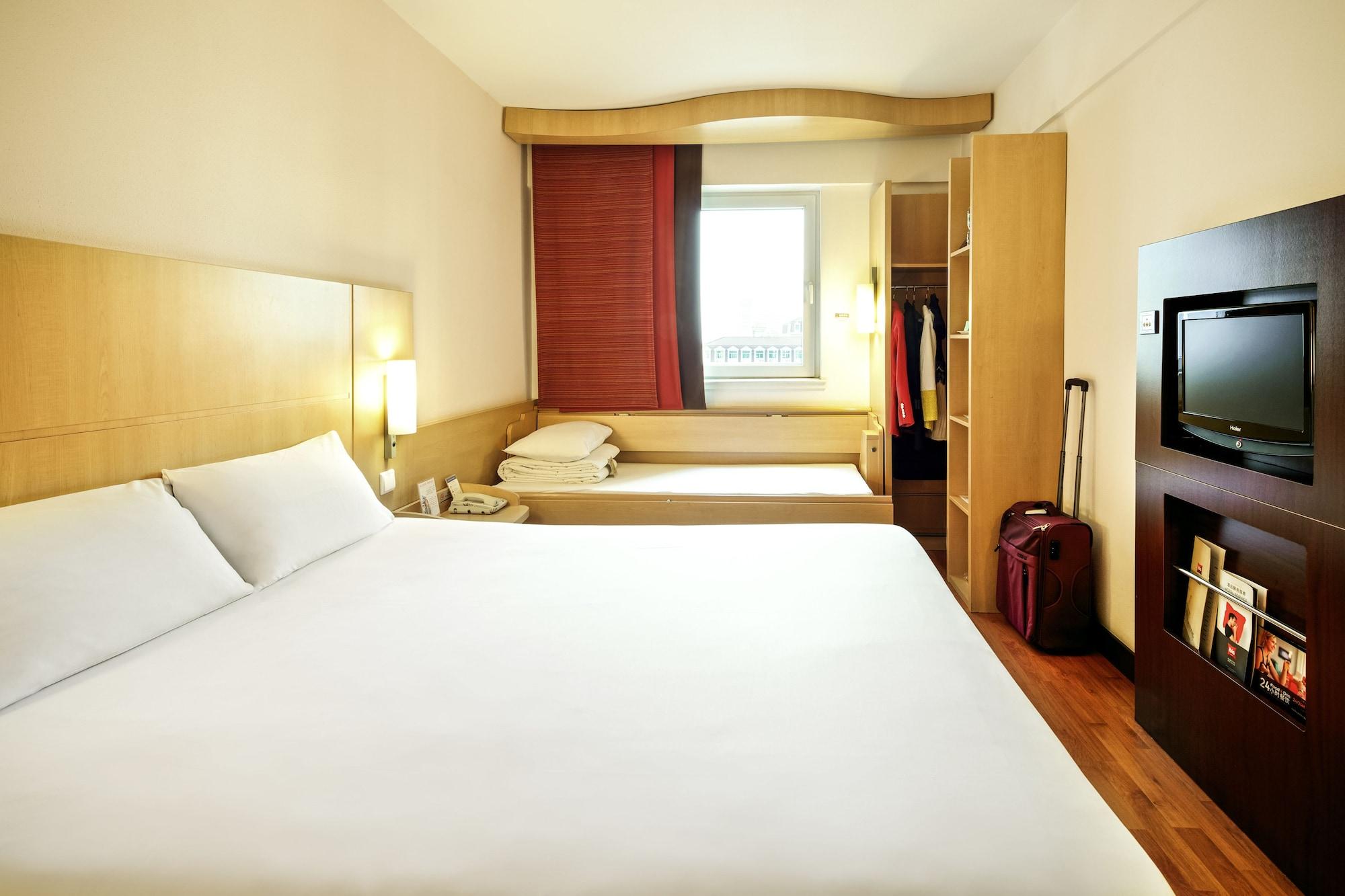 Ibis Paris Porte D'italie Hotel